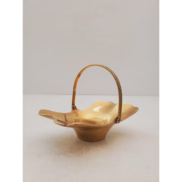 Vintage 1950s / BRASS SOAP DISH / Solid Brass Soap Holder Soap Dispenser Vintage - Picture 2 of 10